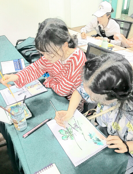 京城教育界掀起学习手绘的风潮,老师们用画面