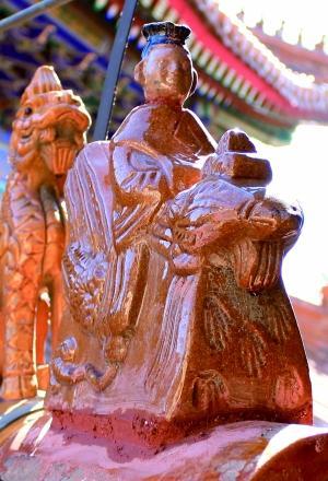  颐和园失踪仙人 归位 之前为复制品被大风吹落