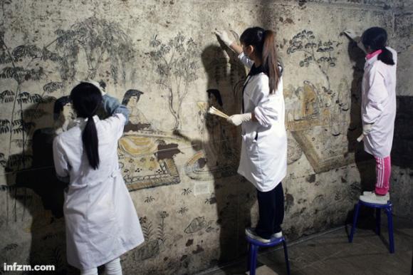 抢救“千年病人”一场壁画展背后的文物工作
