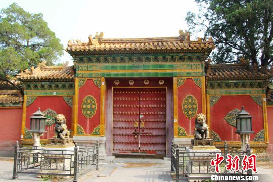 240余件故宫文物“摆驾”山东 再现清代帝王生活场景