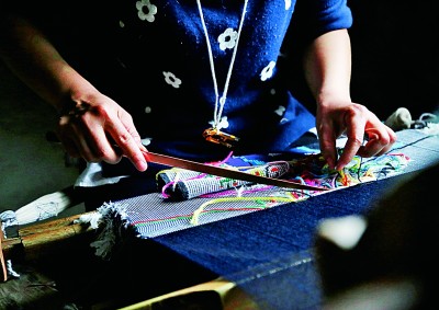 斑斓千年土家锦——土家族织锦技艺的发展演变与审美特征