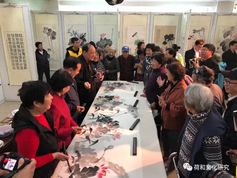 现在为什么那么多人画荷花？