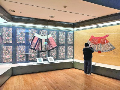 看,传统的马面裙可真美!