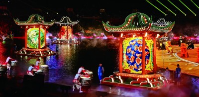 雨打芭蕉 花灯戏韵