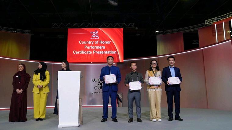 书法家杨拴明作品著作权证书达20万份 书法家杨拴明作品著作权证书达20万份