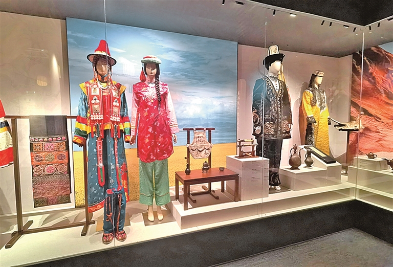 从“满天星斗”到“江流朝宗”——“星汉璀璨&nbsp;民博藏珍”中华民族文物展的策展思考