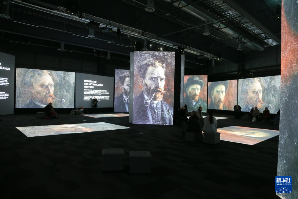 梵高光影艺术展在挪威举行
