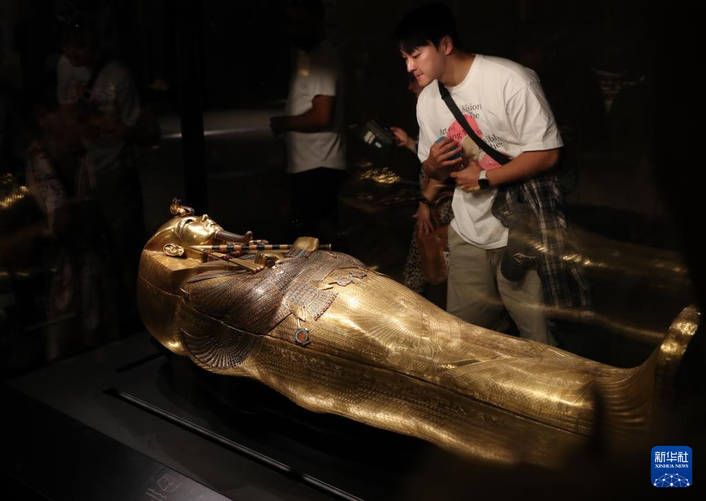 大埃及博物馆正式向公众开放