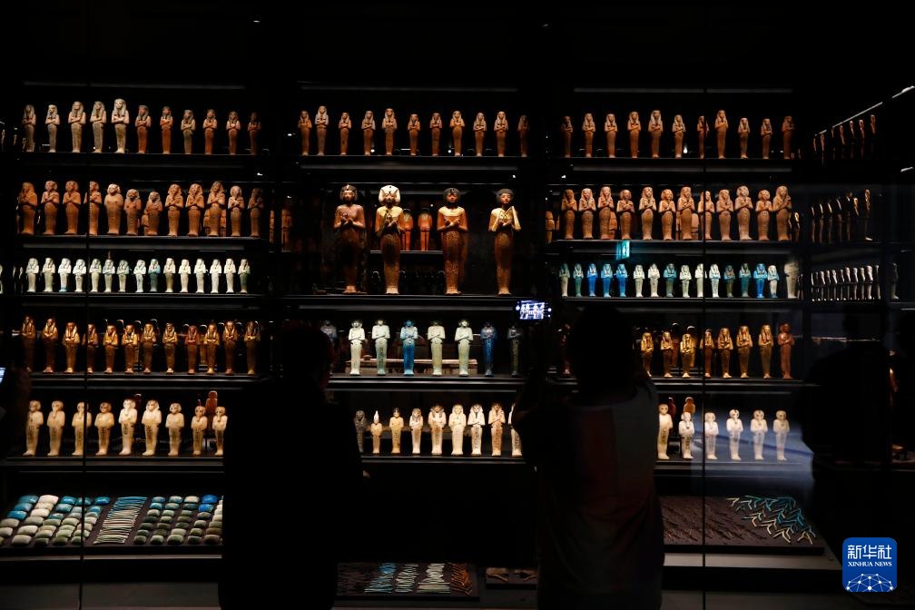 大埃及博物馆正式向公众开放